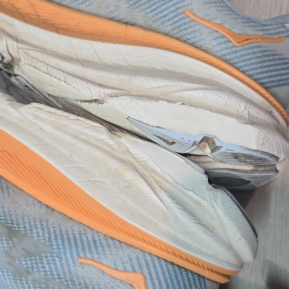 Hoka One One Women's Clifton 9 Athletic Running Shoes Sz 10B - Picture 9 of 16